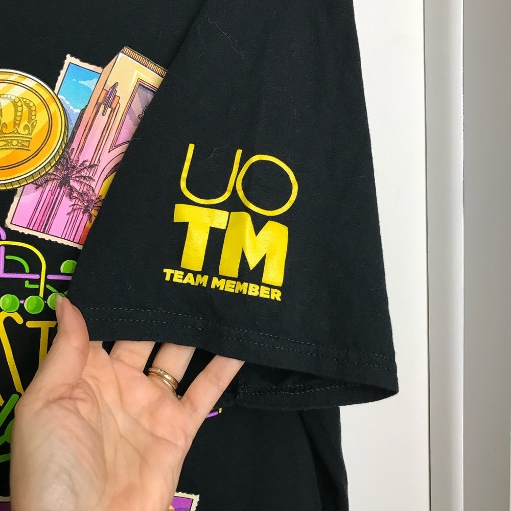 UNIVERSAL STUDIOS Florida UO Team Member Black T SHIRT Size XL  100% Cotton - Picture 4 of 5